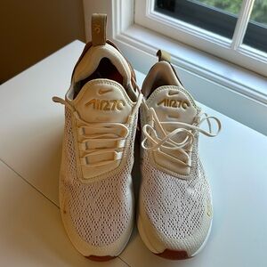 Women’s Nike Air 270, Size 8.5, Gold and Pink